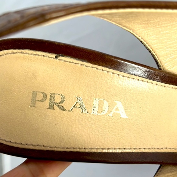 PRADA
Leather Whipstitch Trim Slingback Pumps - Picture 2 of 8